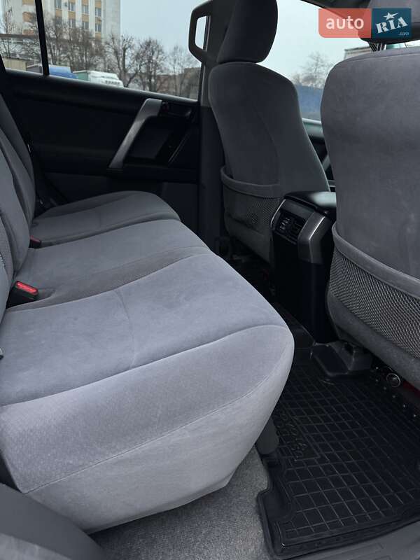 Внедорожник / Кроссовер Toyota Land Cruiser Prado 2012 в Черкассах