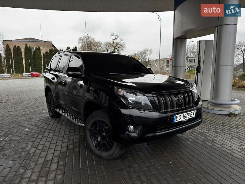 Позашляховик / Кросовер Toyota Land Cruiser Prado 2010 в Тернополі