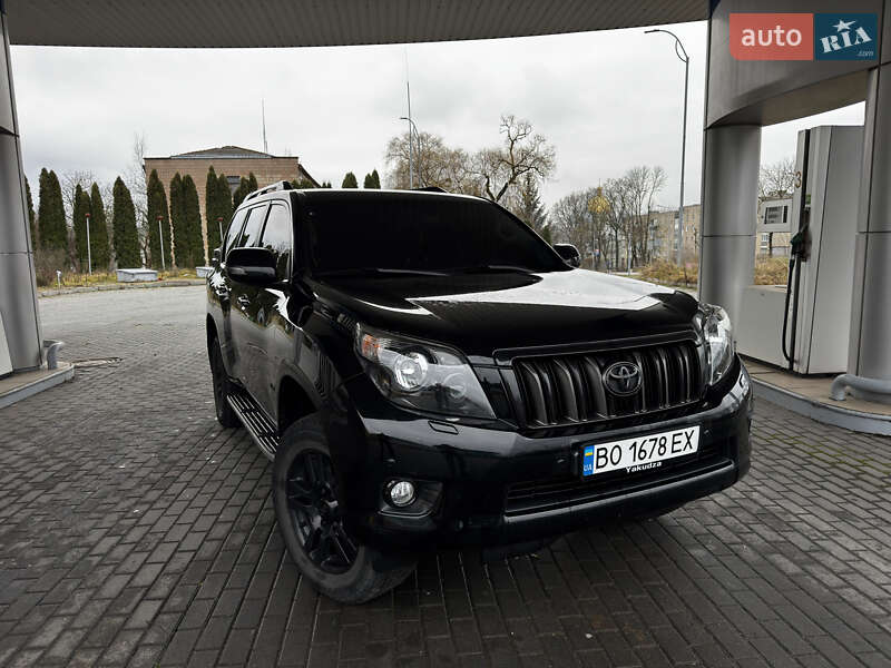 Позашляховик / Кросовер Toyota Land Cruiser Prado 2010 в Тернополі