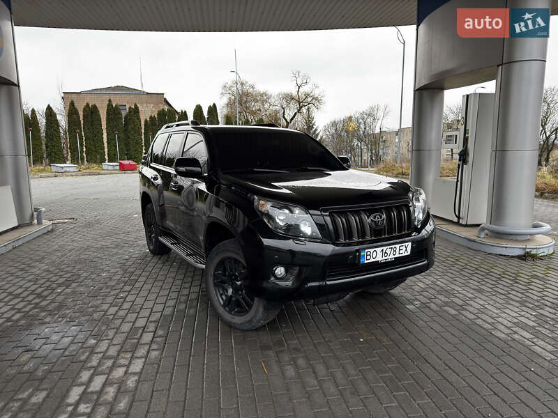 Позашляховик / Кросовер Toyota Land Cruiser Prado 2010 в Тернополі