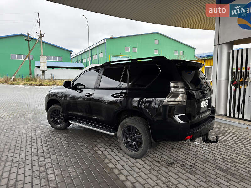 Позашляховик / Кросовер Toyota Land Cruiser Prado 2010 в Тернополі