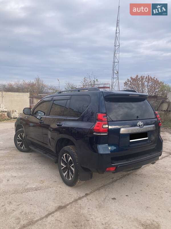 Внедорожник / Кроссовер Toyota Land Cruiser Prado 2018 в Каменец-Подольском фото 2 Внедорожник / Кроссовер Toyota Land Cruiser Prado 2018 в Каменец-Подольском