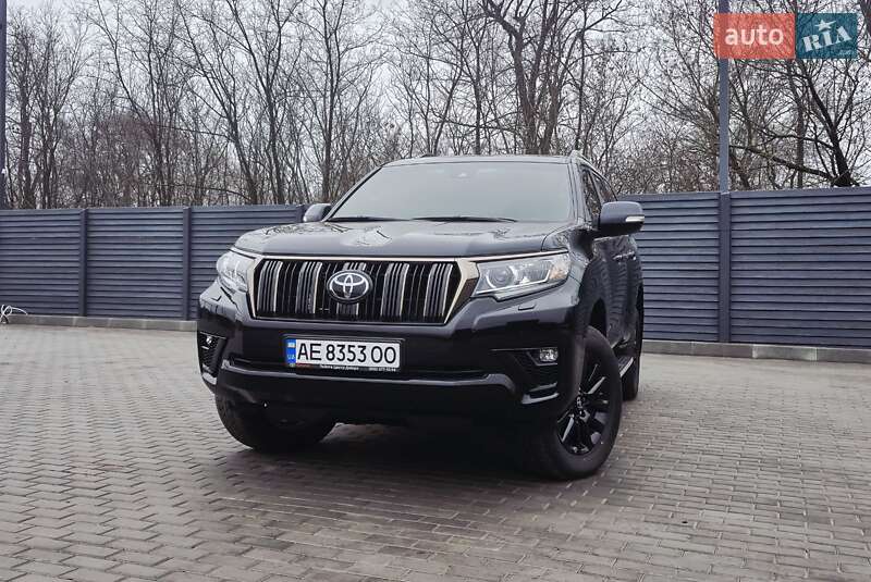 Toyota Land Cruiser Prado 2022