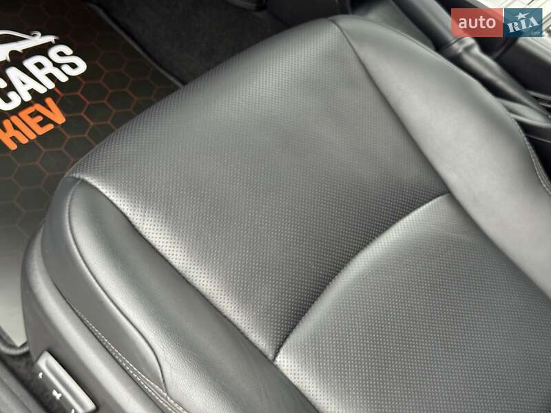 Внедорожник / Кроссовер Toyota Land Cruiser Prado 2020 в Киеве фото 29 Внедорожник / Кроссовер Toyota Land Cruiser Prado 2020 в Киеве