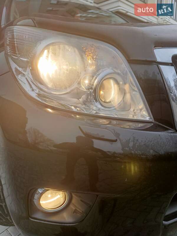 Внедорожник / Кроссовер Toyota Land Cruiser Prado 2012 в Николаеве