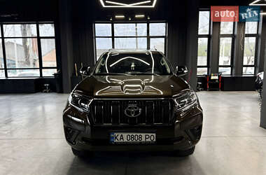 Позашляховик / Кросовер Toyota Land Cruiser Prado 2021 в Києві