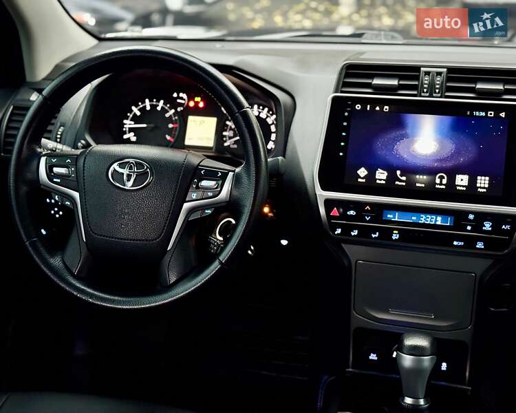 Внедорожник / Кроссовер Toyota Land Cruiser Prado 2019 в Киеве