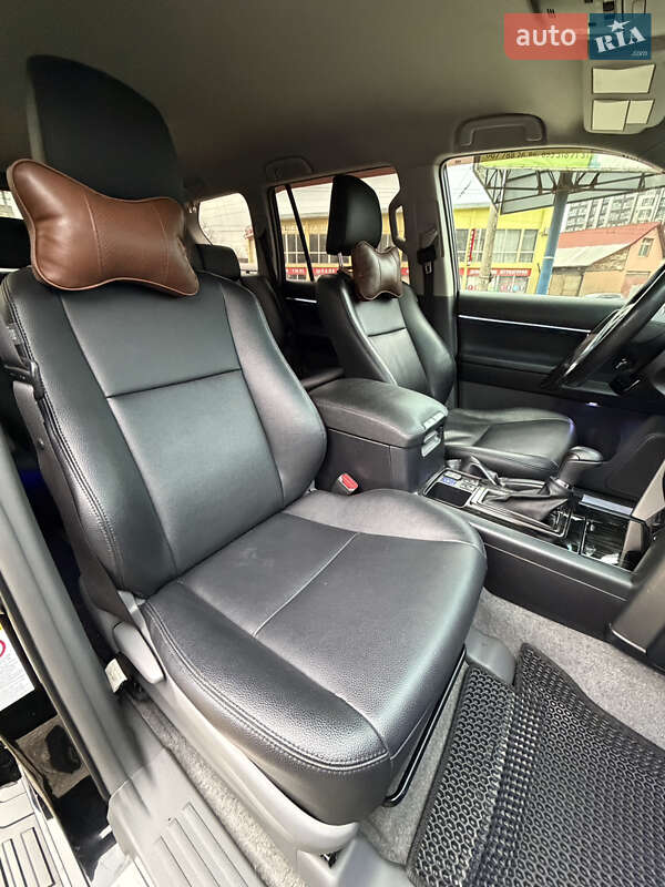 Внедорожник / Кроссовер Toyota Land Cruiser Prado 2011 в Ивано-Франковске