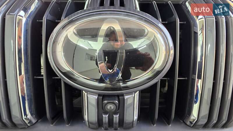 Внедорожник / Кроссовер Toyota Land Cruiser Prado 2020 в Виноградове