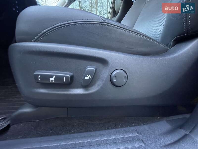 Позашляховик / Кросовер Toyota Land Cruiser Prado 2022 в Чернігові фото 18 Позашляховик / Кросовер Toyota Land Cruiser Prado 2022 в Чернігові