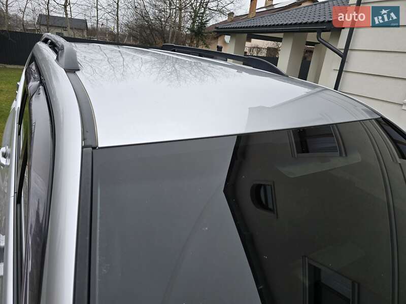 Позашляховик / Кросовер Toyota Land Cruiser Prado 2012 в Івано-Франківську