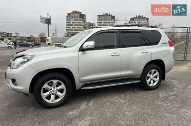 Внедорожник / Кроссовер Toyota Land Cruiser Prado 2011 в Киеве