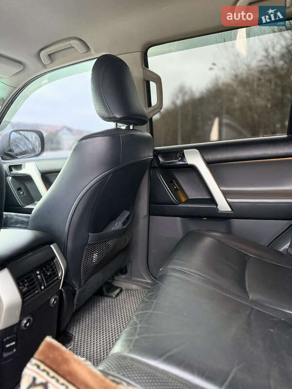 Внедорожник / Кроссовер Toyota Land Cruiser Prado 2010 в Днепре фото 17 Внедорожник / Кроссовер Toyota Land Cruiser Prado 2010 в Днепре