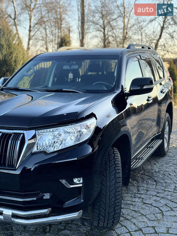 Внедорожник / Кроссовер Toyota Land Cruiser Prado 2023 в Виннице фото 4 Внедорожник / Кроссовер Toyota Land Cruiser Prado 2023 в Виннице