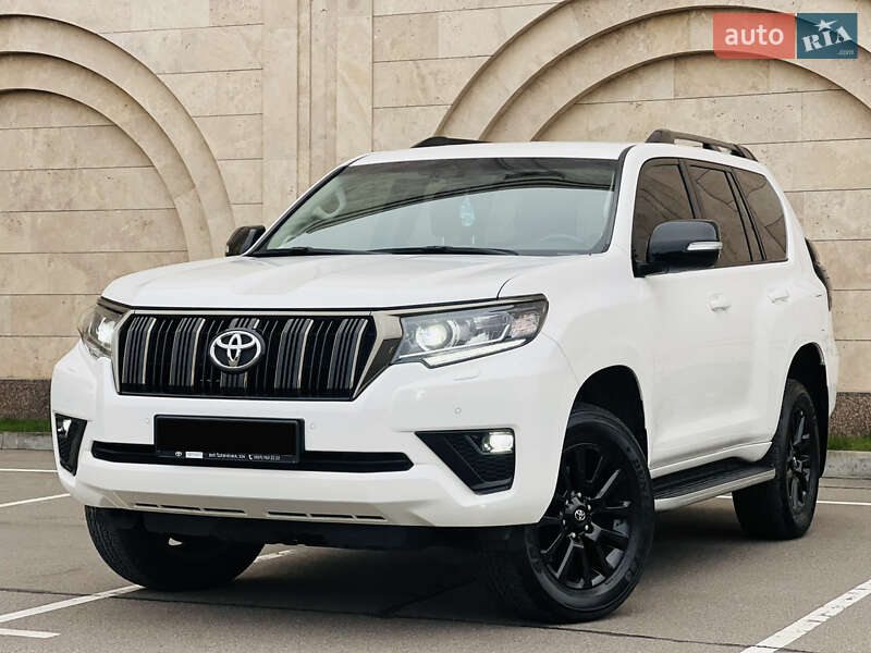 Toyota Land Cruiser Prado 2021
