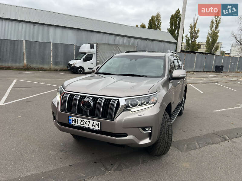 Toyota Land Cruiser Prado 2018