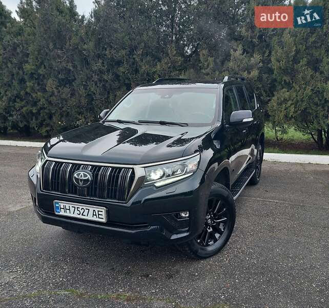 Внедорожник / Кроссовер Toyota Land Cruiser Prado 2021 в Одессе