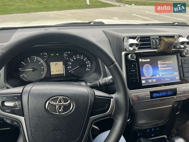 Позашляховик / Кросовер Toyota Land Cruiser Prado 2019 в Луцьку