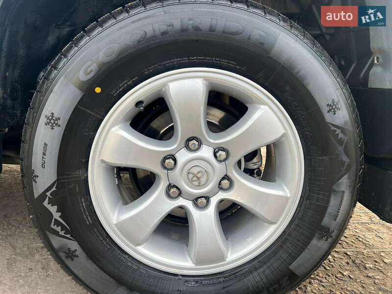 Внедорожник / Кроссовер Toyota Land Cruiser Prado 2006 в Измаиле