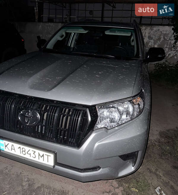 Toyota Land Cruiser Prado 2019