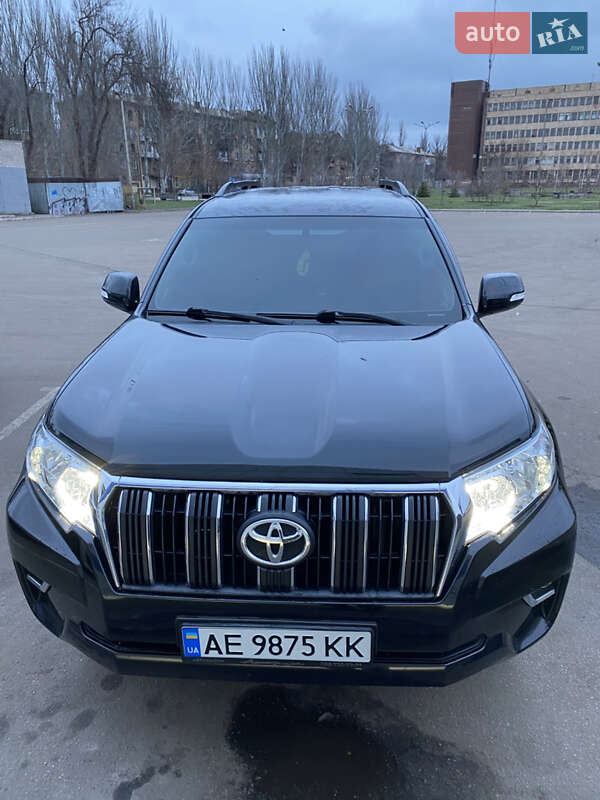 Toyota Land Cruiser Prado 2018