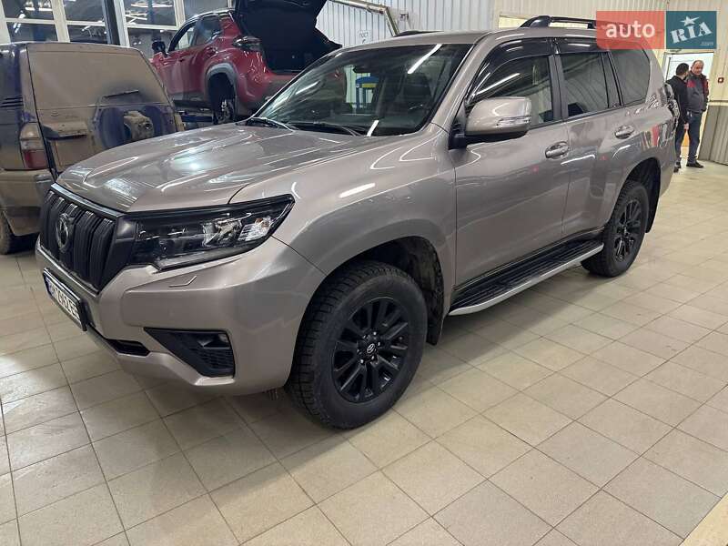 Внедорожник / Кроссовер Toyota Land Cruiser Prado 2023 в Конотопе