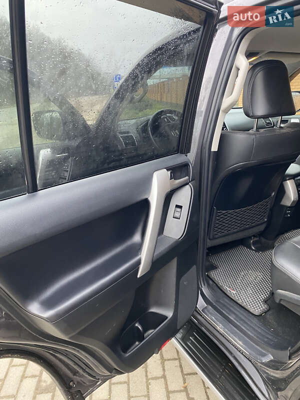 Позашляховик / Кросовер Toyota Land Cruiser Prado 2021 в Хмельницькому