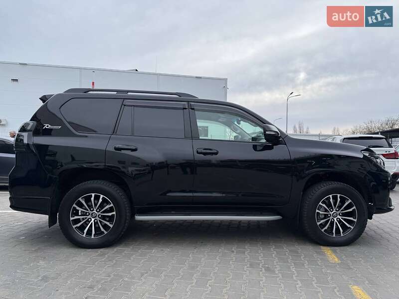 Внедорожник / Кроссовер Toyota Land Cruiser Prado 2021 в Одессе