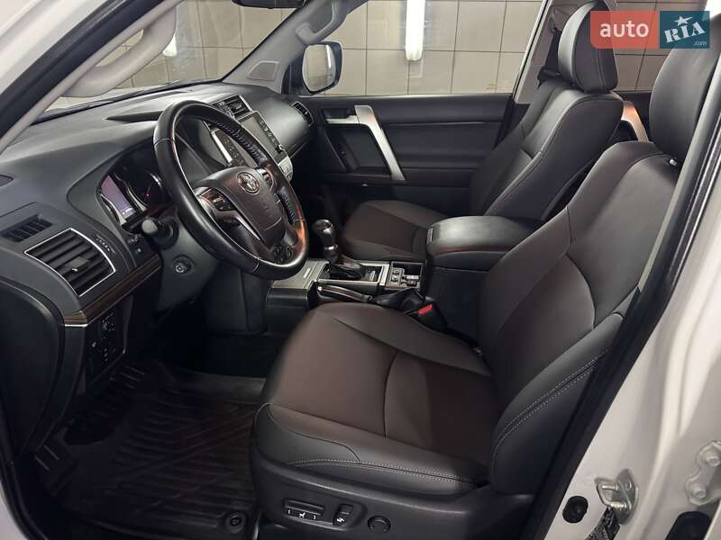 Внедорожник / Кроссовер Toyota Land Cruiser Prado 2022 в Умани фото 17 Внедорожник / Кроссовер Toyota Land Cruiser Prado 2022 в Умани
