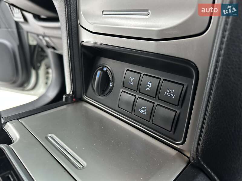 Внедорожник / Кроссовер Toyota Land Cruiser Prado 2019 в Мукачево