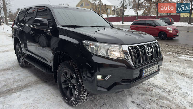 Внедорожник / Кроссовер Toyota Land Cruiser Prado 2018 в Киеве