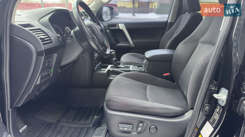 Внедорожник / Кроссовер Toyota Land Cruiser Prado 2018 в Киеве