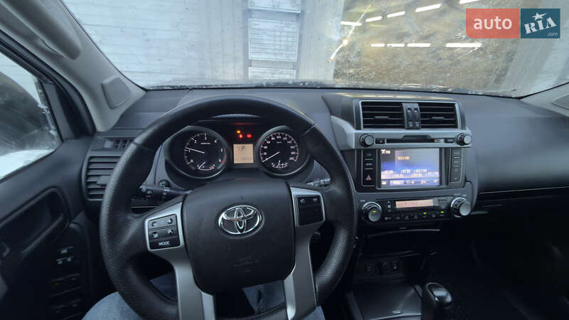 Внедорожник / Кроссовер Toyota Land Cruiser Prado 2015 в Киеве