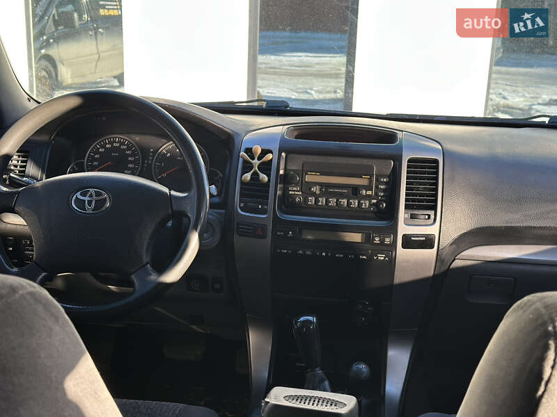 Позашляховик / Кросовер Toyota Land Cruiser Prado 2006 в Коломиї