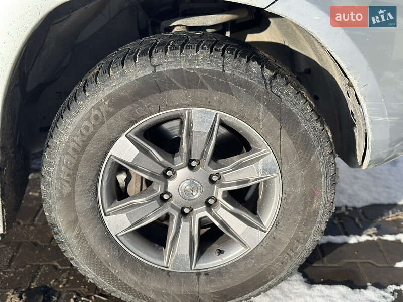 Позашляховик / Кросовер Toyota Land Cruiser Prado 2006 в Коломиї