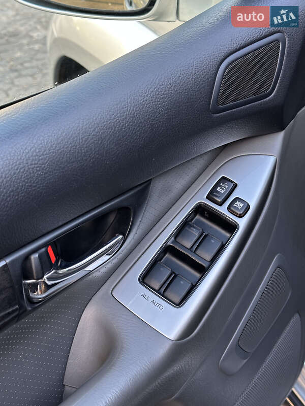 Позашляховик / Кросовер Toyota Land Cruiser Prado 2008 в Івано-Франківську