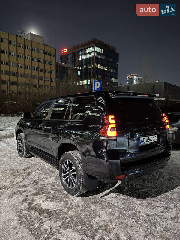 Toyota Land Cruiser Prado 2020