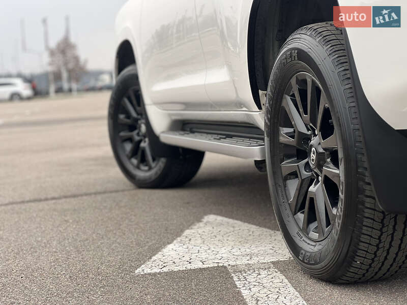 Внедорожник / Кроссовер Toyota Land Cruiser Prado 2021 в Киеве