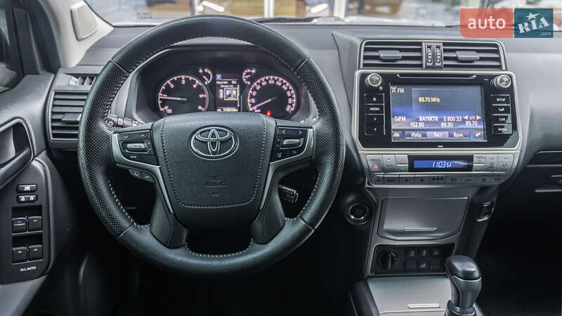 Внедорожник / Кроссовер Toyota Land Cruiser Prado 2019 в Днепре