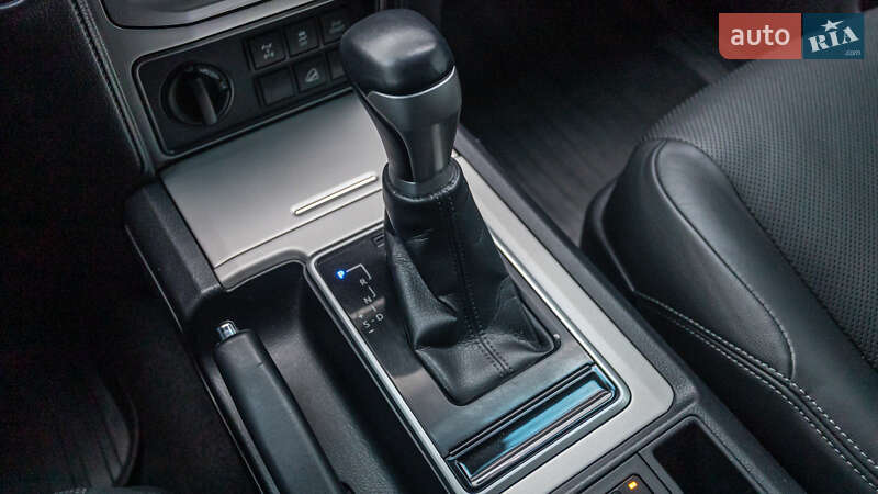 Внедорожник / Кроссовер Toyota Land Cruiser Prado 2019 в Днепре