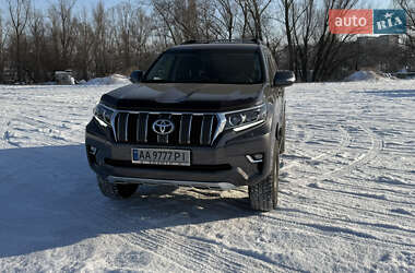 Позашляховик / Кросовер Toyota Land Cruiser Prado 2020 в Києві