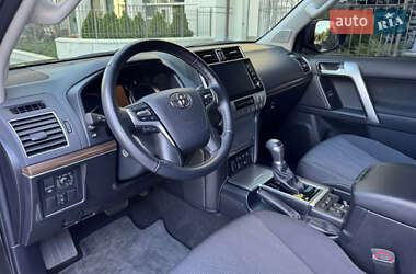 Позашляховик / Кросовер Toyota Land Cruiser Prado 2022 в Києві
