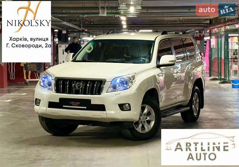Toyota Land Cruiser Prado 2013