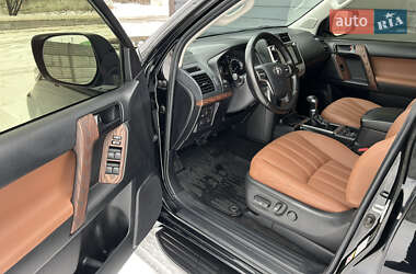 Внедорожник / Кроссовер Toyota Land Cruiser Prado 2019 в Киеве