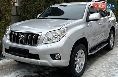 Позашляховик / Кросовер Toyota Land Cruiser Prado 2010 в Кельменцях