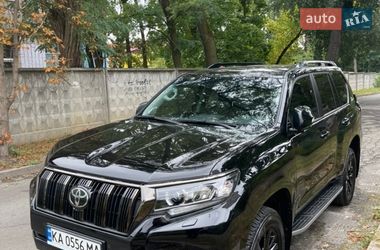 Внедорожник / Кроссовер Toyota Land Cruiser Prado 2021 в Киеве