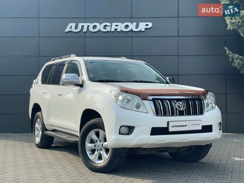 Toyota Land Cruiser Prado 2011