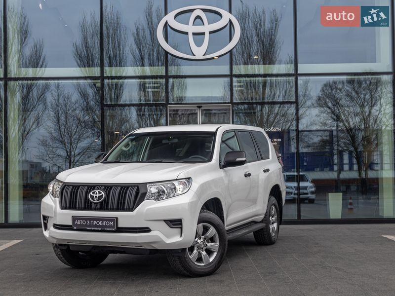 Toyota Land Cruiser Prado 2021