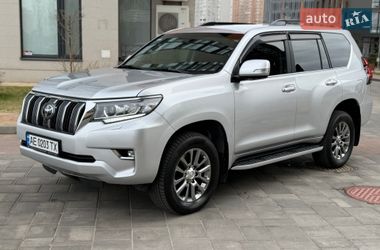 Внедорожник / Кроссовер Toyota Land Cruiser Prado 2018 в Киеве