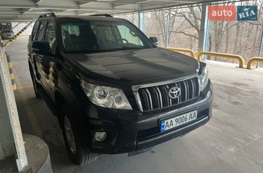 Позашляховик / Кросовер Toyota Land Cruiser Prado 2012 в Києві